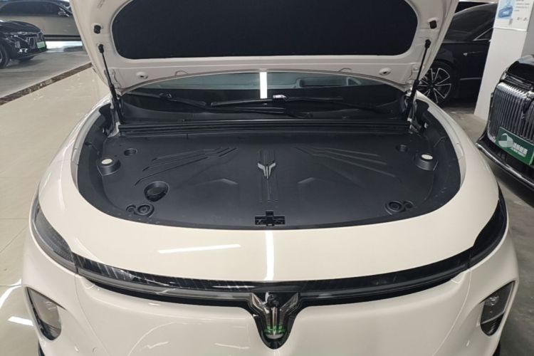 Used VOYAH COURAGE 2024 Long-Range Smart Edition Engine Bay