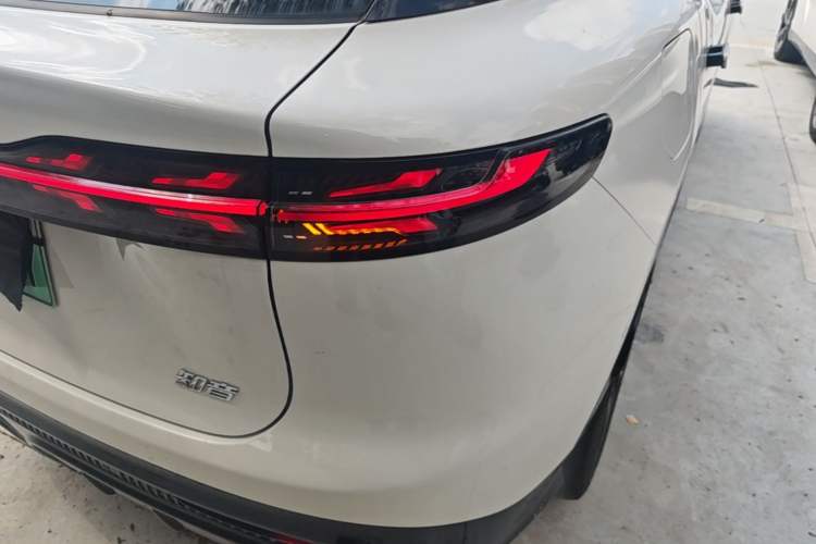 Used VOYAH COURAGE 2024 Long-Range Supercharge Edition Exterior 3