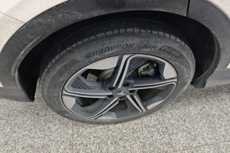 Used VOYAH COURAGE 2024 Long-Range Smart Edition Exterior 8
