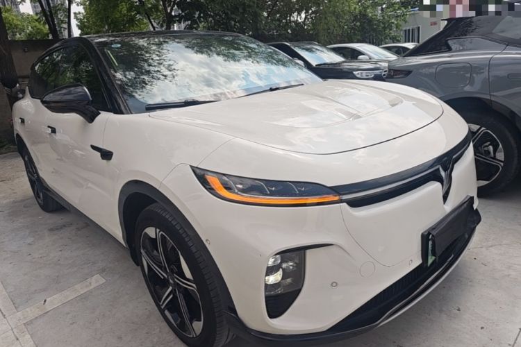 Used VOYAH COURAGE 2024 Long-Range Supercharge Edition Front Right 45 Deg
