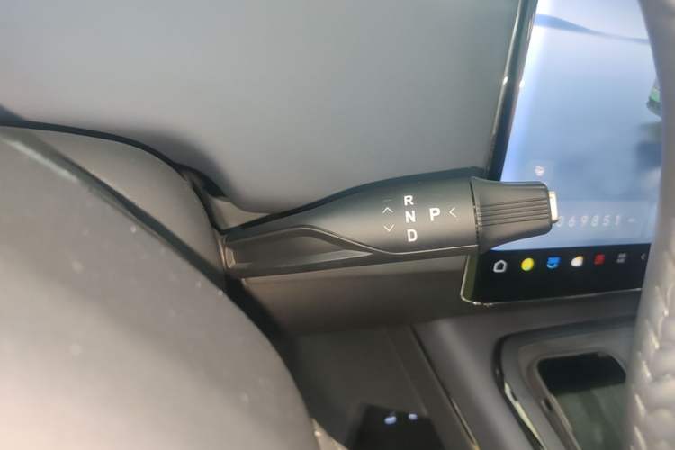 Used VOYAH COURAGE 2024 Ultra-Long Range Smart Enjoyment Version Gear Lever