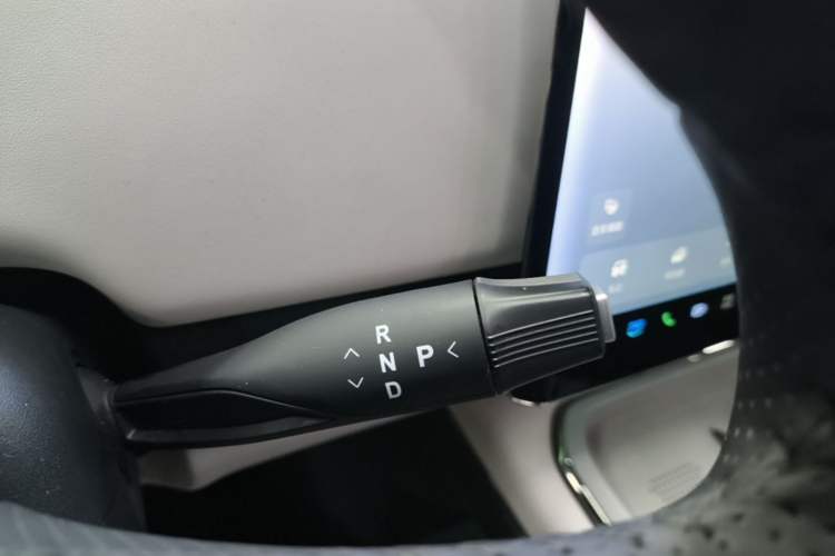 Used VOYAH COURAGE 2024 Long-Range Supercharge Edition Gear Lever