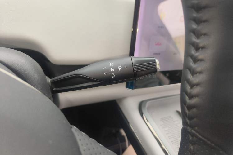 Used VOYAH COURAGE 2024 Long-Range Supercharge Edition Gear Lever