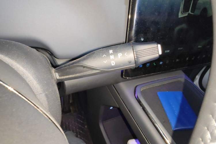 Used VOYAH COURAGE 2024 Ultra-Long Range Smart Enjoyment Version Gear Lever