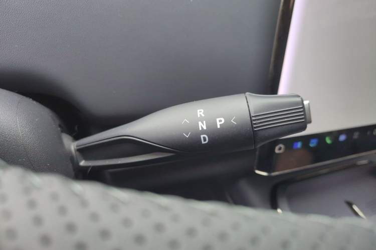 Used VOYAH COURAGE 2024 Ultra-Long Range Smart Enjoyment Version Gear Lever