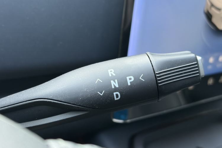 Used VOYAH COURAGE 2024 Long-Range Smart Edition Gear Lever
