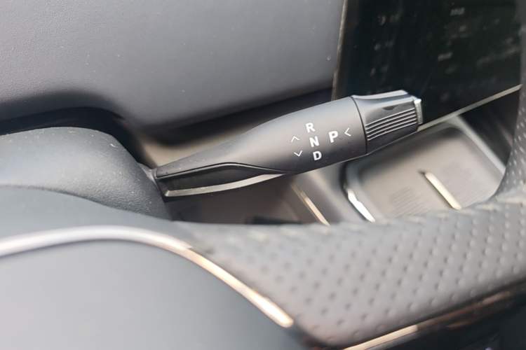 Used VOYAH COURAGE 2024 Long-Range Supercharge Edition Gear Lever