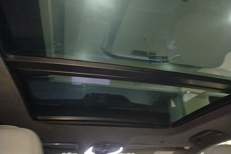 Used VOYAH COURAGE 2024 Long-Range Supercharge Edition Headliner
