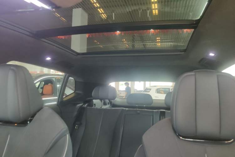 Used VOYAH COURAGE 2024 Ultra-Long Range Smart Enjoyment Version Headliner
