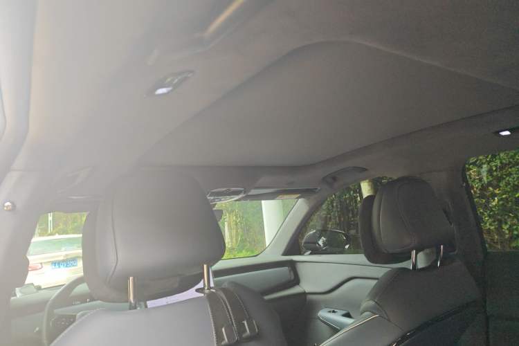 Used VOYAH COURAGE 2024 Long-Range Supercharge Edition Headliner