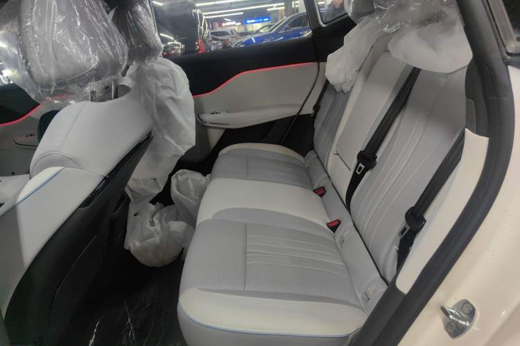Used VOYAH COURAGE 2024 Long-Range Smart Edition Interior 4