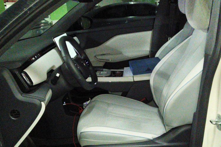 Used VOYAH COURAGE 2024 Long-Range Supercharge Edition Left Front Seat