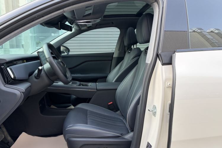 Used VOYAH COURAGE 2024 Long-Range Smart Edition Left Front Seat