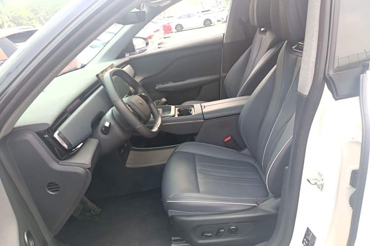 Used VOYAH COURAGE 2024 Long-Range Smart Edition Left Front Seat