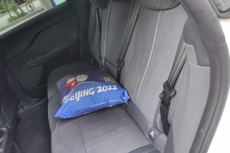 Used VOYAH COURAGE 2024 Ultra-Long Range Smart Enjoyment Version Left Rear Seat