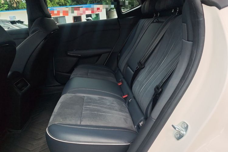 Used VOYAH COURAGE 2024 Long-Range Supercharge Edition Left Rear Seat