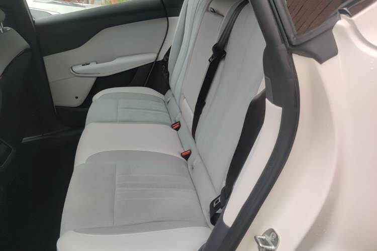 Used VOYAH COURAGE 2024 Four-Wheel Drive Global Edition Left Rear Seat