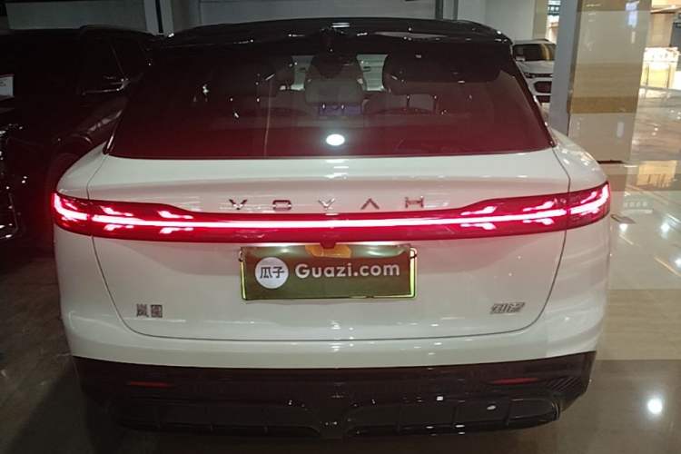 Used VOYAH COURAGE 2024 Long-Range Supercharge Edition Rear
