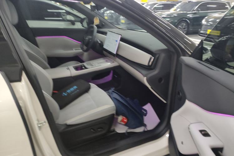 Used VOYAH COURAGE 2024 Long-Range Supercharge Edition Right Front Seat
