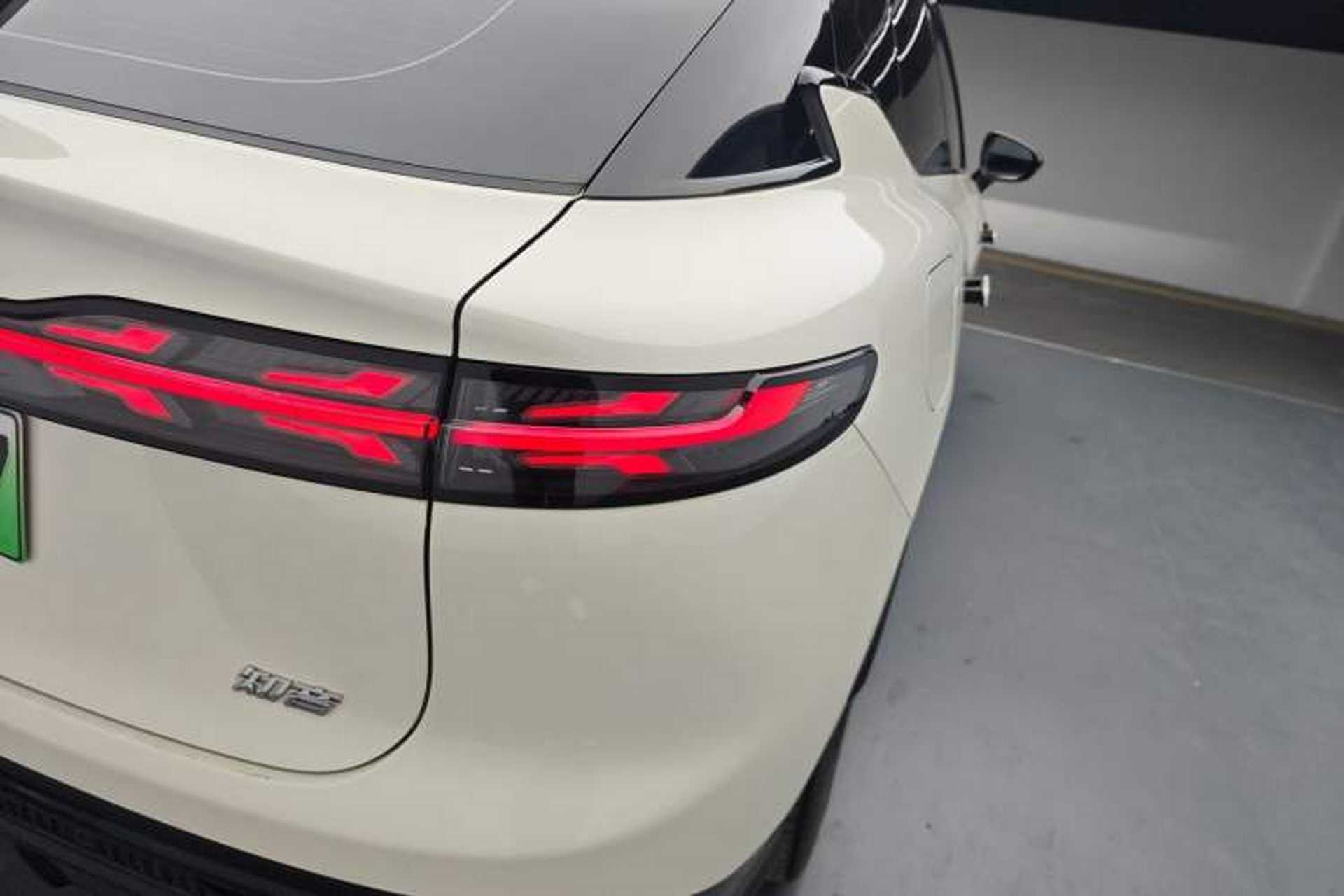 Used VOYAH COURAGE 2024 Long-Range Supercharge Edition Right Rear Taillight