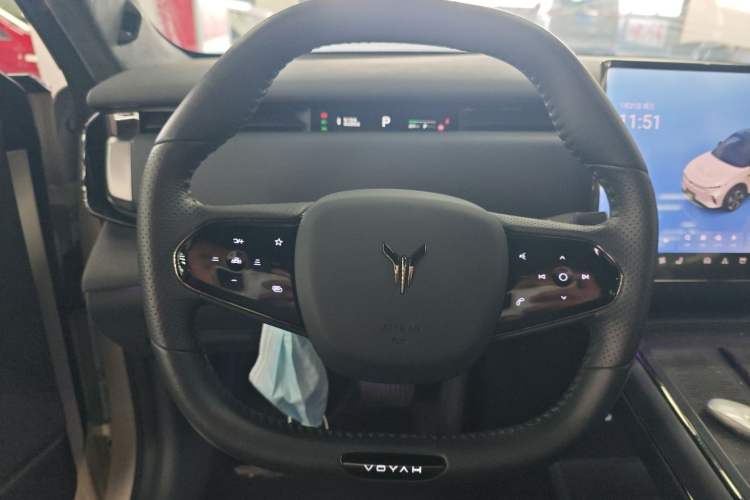 Used VOYAH COURAGE 2024 Long-Range Smart Edition Steering Wheel