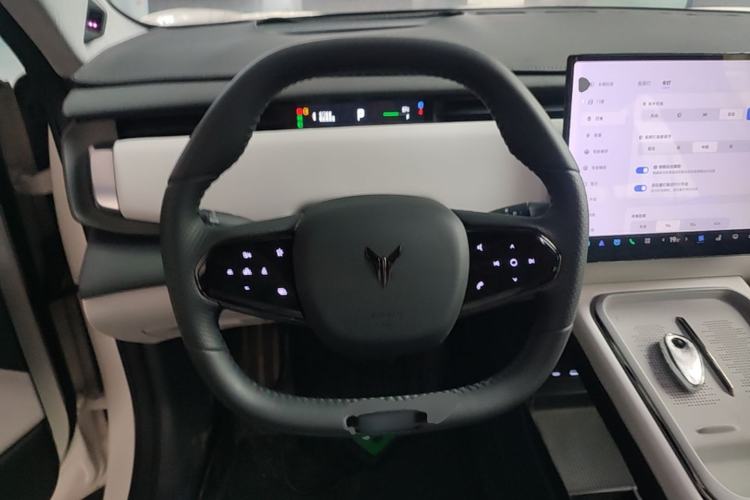 Used VOYAH COURAGE 2024 Long-Range Smart Edition Steering Wheel