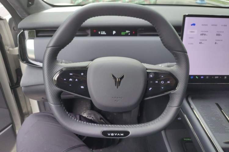 Used VOYAH COURAGE 2024 Ultra-Long Range Smart Enjoyment Version Steering Wheel