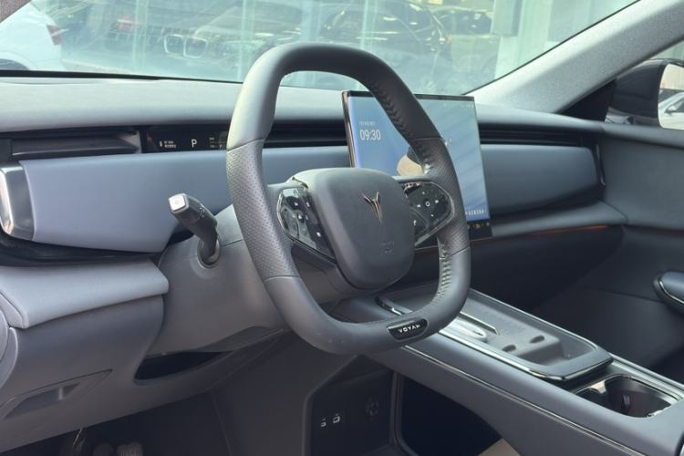 Used VOYAH COURAGE 2024 Long-Range Smart Edition Steering Wheel