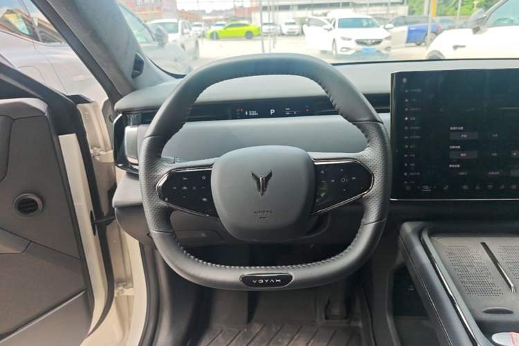 Used VOYAH COURAGE 2024 Long-Range Supercharge Edition Steering Wheel