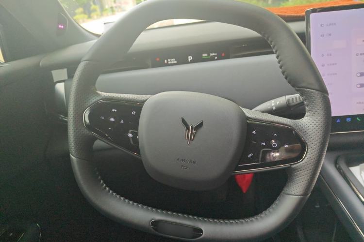 Used VOYAH COURAGE 2024 Long-Range Supercharge Edition Steering Wheel