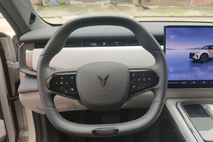 Used VOYAH COURAGE 2024 Four-Wheel Drive Global Edition Steering Wheel