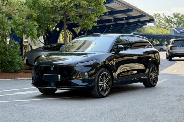 Used VOYAH COURAGE 2025 Model Four-Wheel-Drive Qiankun Edition