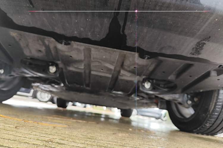 Used VOYAH COURAGE 2025 Model Four-Wheel-Drive Qiankun Edition Chassis Rear