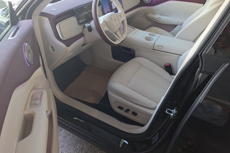 Used VOYAH COURAGE 2025 Model Four-Wheel-Drive Qiankun Edition Driver Seat