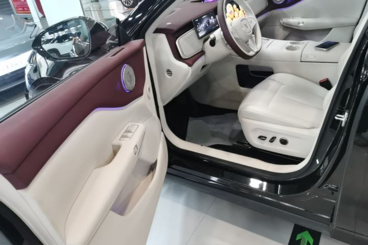 Used VOYAH COURAGE 2025 Model Four-Wheel-Drive Qiankun Edition Driver Seat