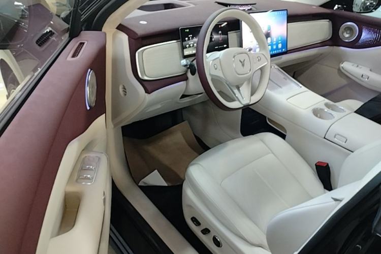 Used VOYAH COURAGE 2025 Model Four-Wheel-Drive Qiankun Edition Driver Seat
