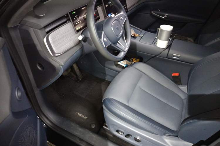 Used VOYAH COURAGE 2025 Model Four-Wheel-Drive Qiankun Edition Driver Seat