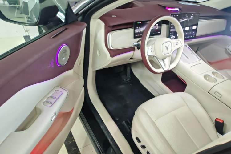 Used VOYAH COURAGE 2025 Model Four-Wheel-Drive Qiankun Edition Driver Seat