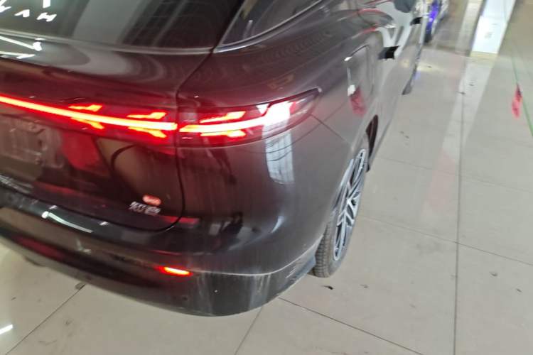 Used VOYAH COURAGE 2025 Model Four-Wheel-Drive Qiankun Edition Exterior 3