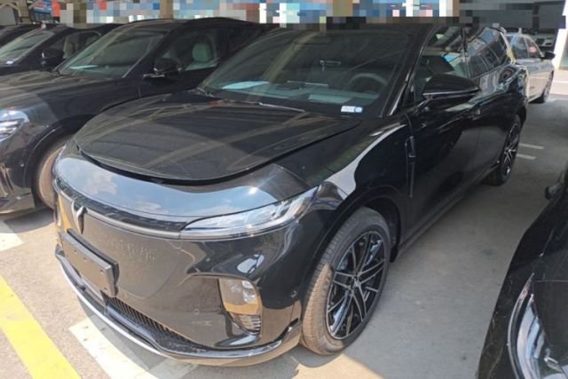 Used VOYAH COURAGE 2025 Model Four-Wheel-Drive Qiankun Edition