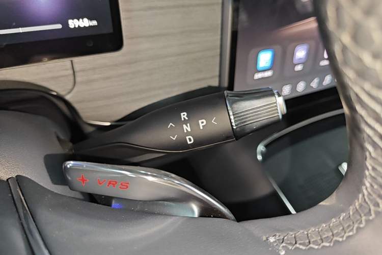 Used VOYAH COURAGE 2025 Model Four-Wheel-Drive Qiankun Edition Gear Lever