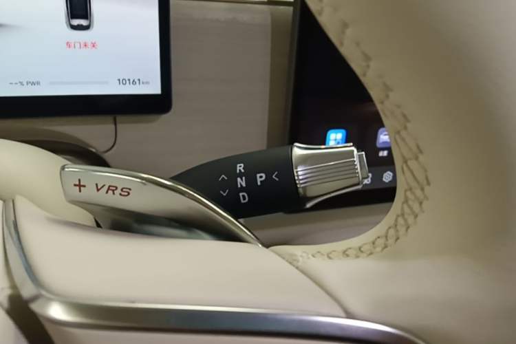 Used VOYAH COURAGE 2025 Model Four-Wheel-Drive Qiankun Edition Gear Lever