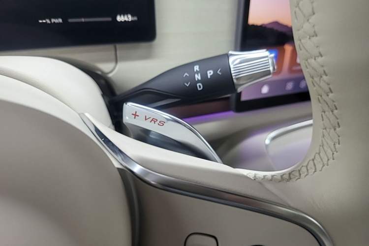 Used VOYAH COURAGE 2025 Model Four-Wheel-Drive Qiankun Edition Gear Lever
