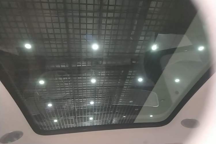Used VOYAH COURAGE 2025 Model Four-Wheel-Drive Qiankun Edition Headliner