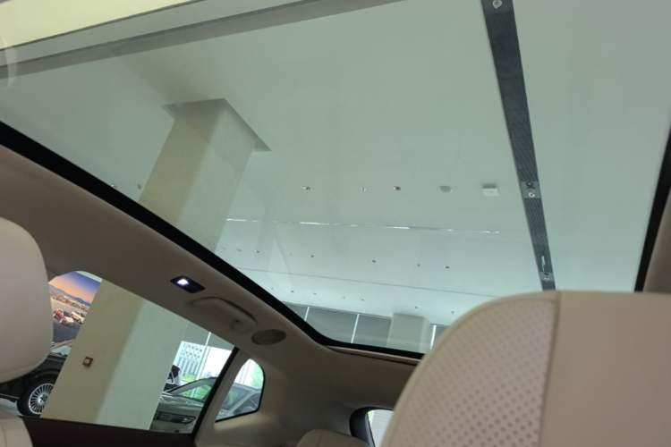 Used VOYAH COURAGE 2025 Model Four-Wheel-Drive Qiankun Edition Headliner