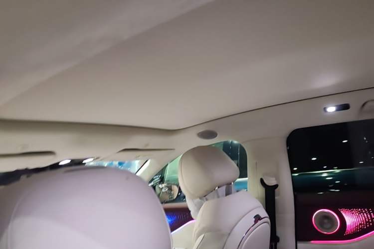 Used VOYAH COURAGE 2025 Model Four-Wheel-Drive Qiankun Edition Headliner