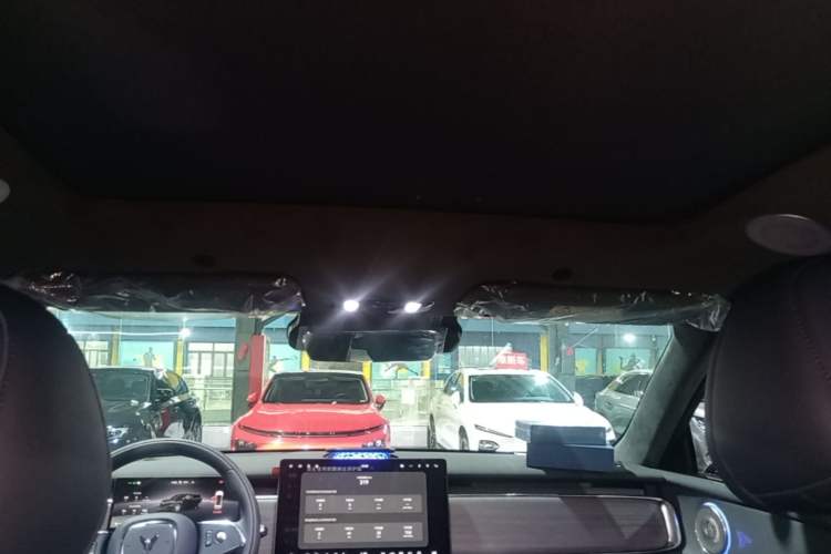 Used VOYAH COURAGE 2025 Model Rear-Drive Qiankun Edition Headliner