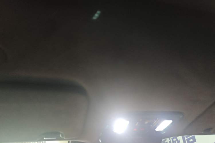Used VOYAH COURAGE 2025 Model Four-Wheel-Drive Qiankun Edition Headliner