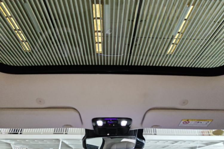 Used VOYAH COURAGE 2025 Model Four-Wheel-Drive Qiankun Edition Headliner
