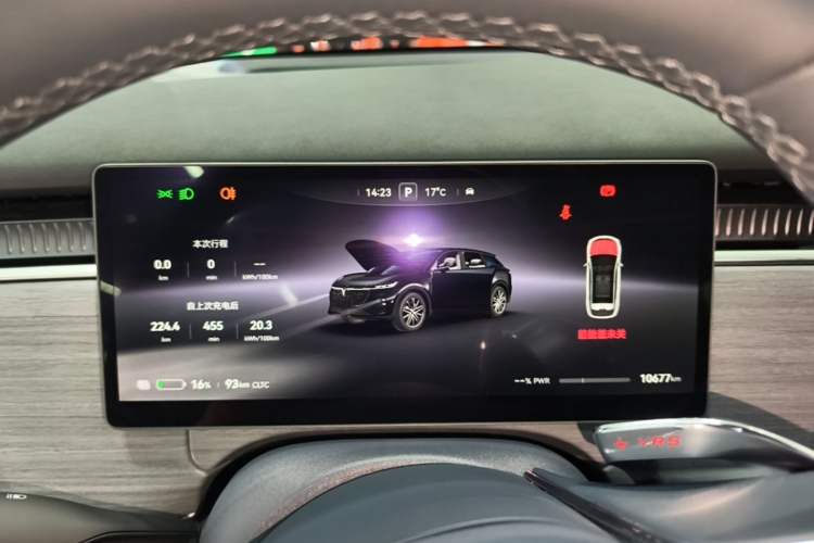 Used VOYAH COURAGE 2025 Model Four-Wheel-Drive Qiankun Edition Instrument Cluster
